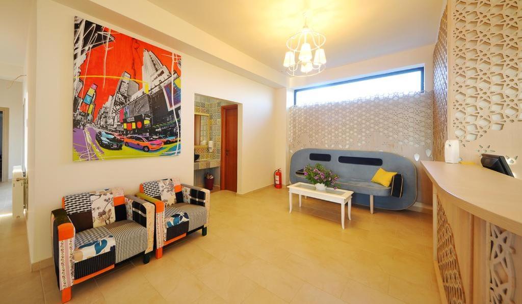 Hotel Cochet Năvodari Kültér fotó
