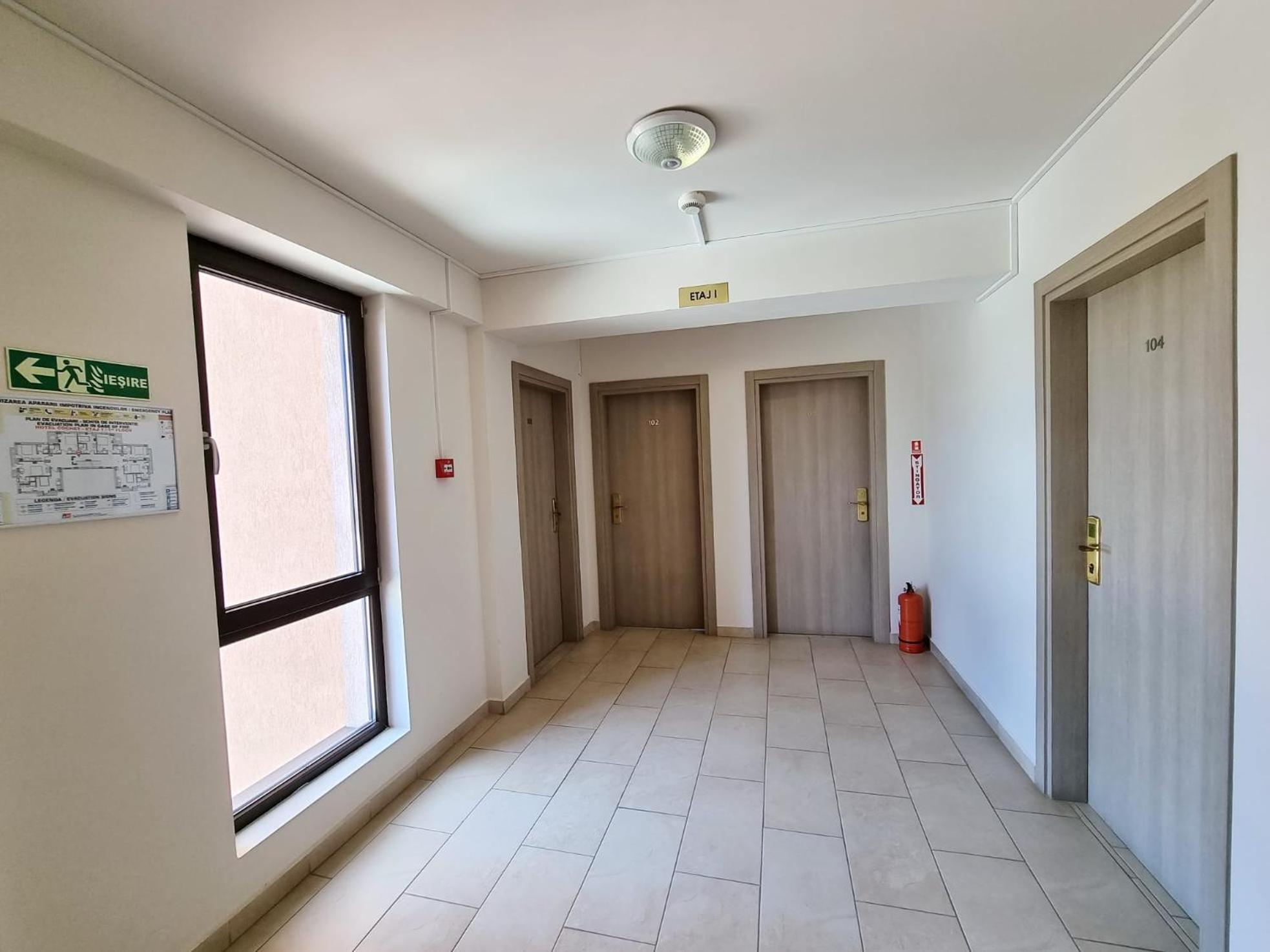 Hotel Cochet Năvodari Kültér fotó