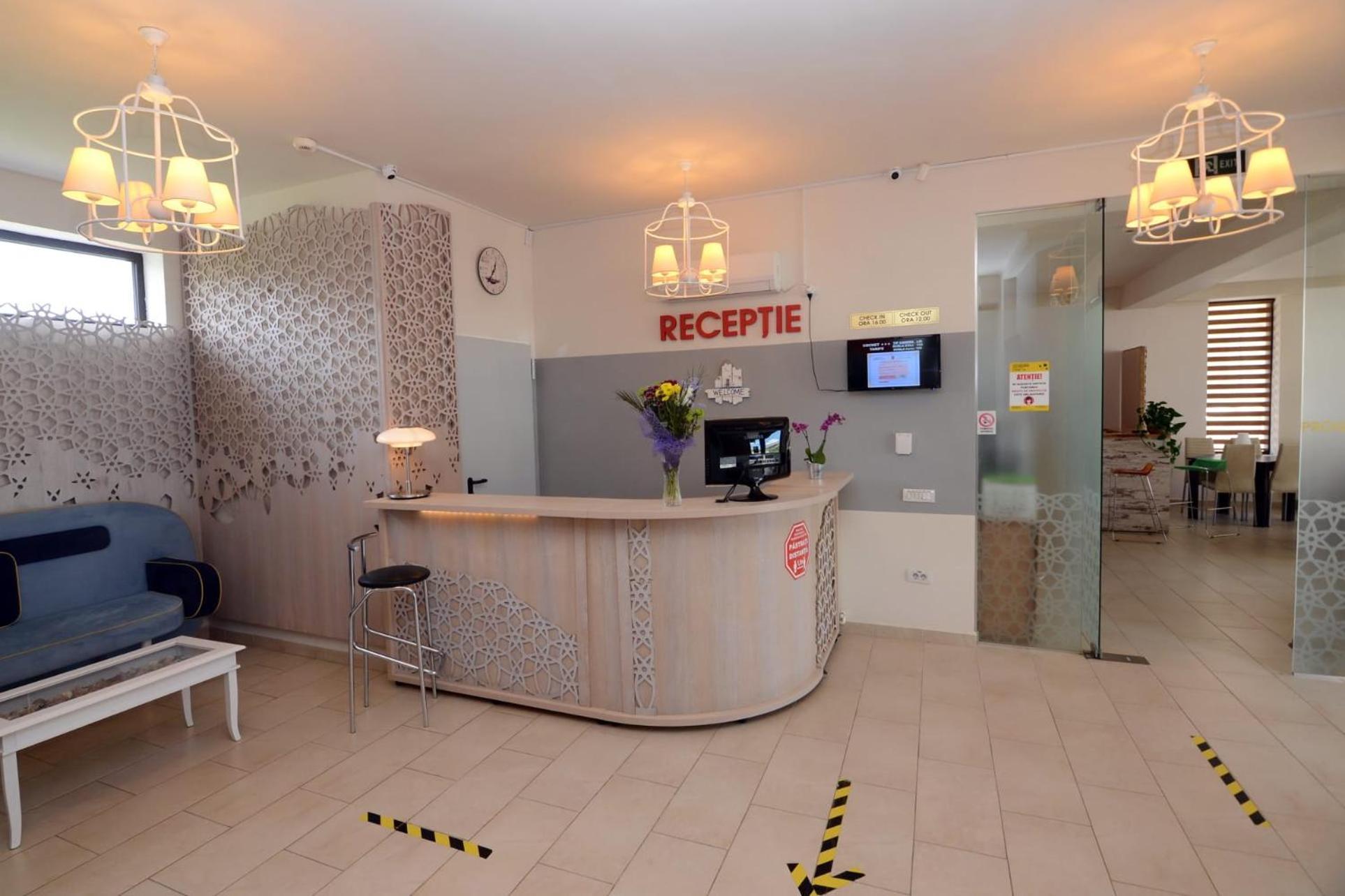 Hotel Cochet Năvodari Kültér fotó