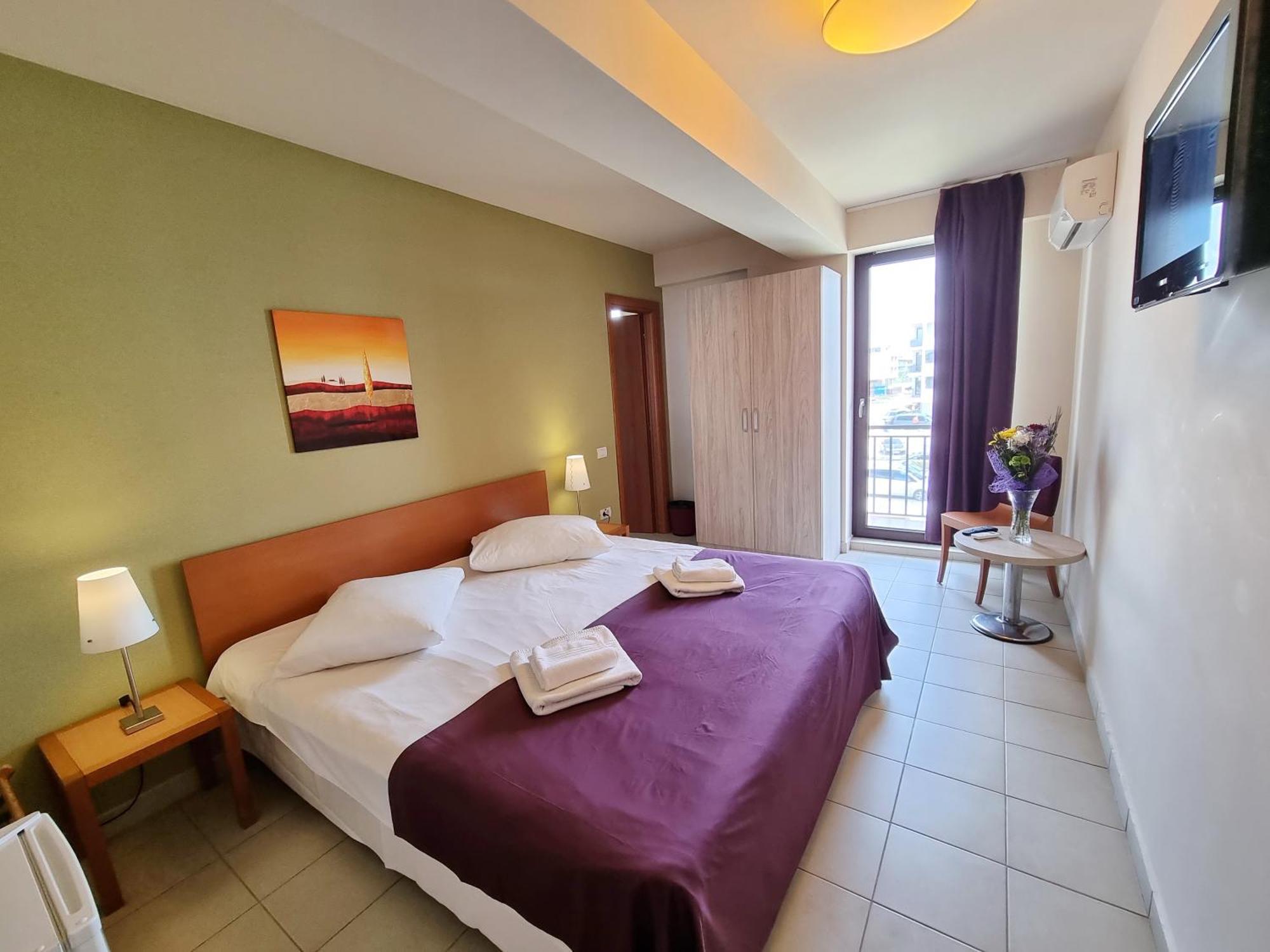 Hotel Cochet Năvodari Kültér fotó